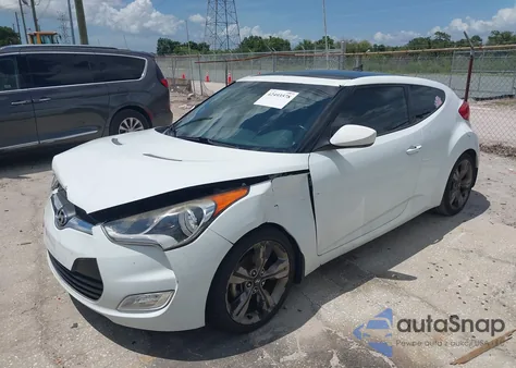 2015 Hyundai Veloster из США, поврежденный, VIN KMHTC6AD3FU244702